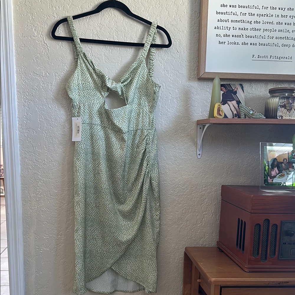 Sage Green Dress Sweetheart Neckline Sheath Style